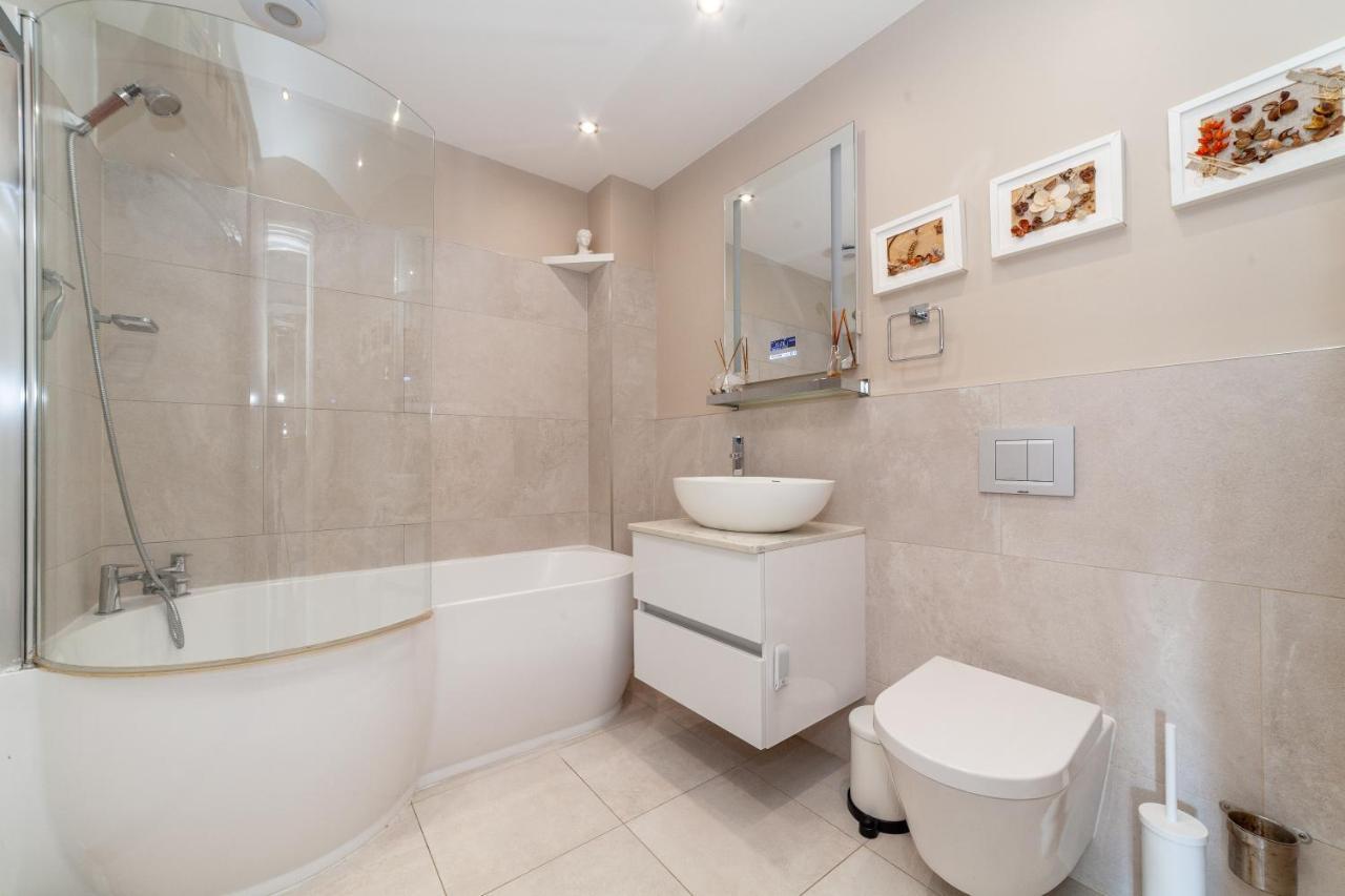 The Ravenscourt Park Collection Apartment ลอนดอน ภายนอก รูปภาพ