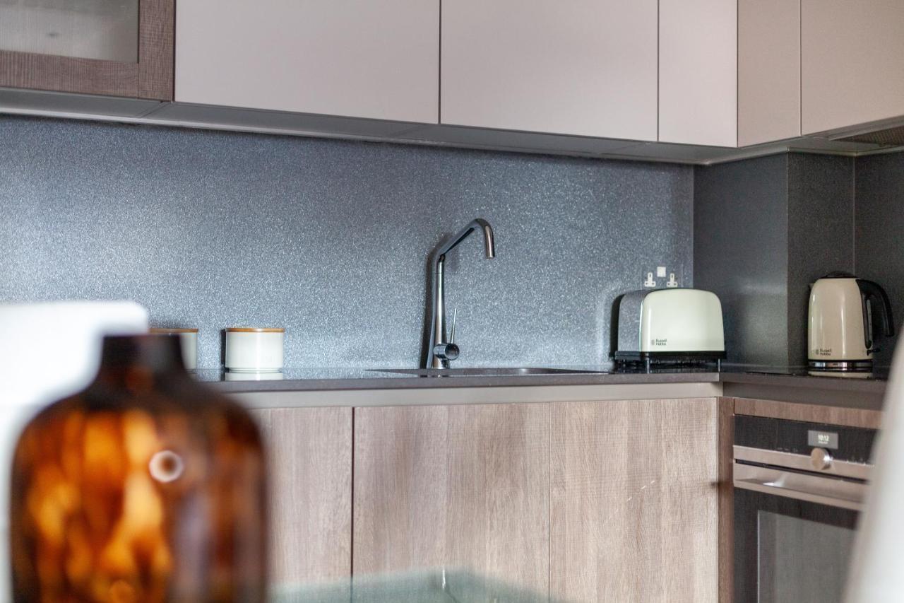 The Ravenscourt Park Collection Apartment ลอนดอน ภายนอก รูปภาพ